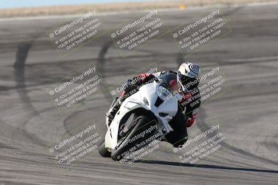 media/Jan-15-2026-Racers Edge (Thu) [[dfebeb70ab]]/3-B Group/Session 2 (Bowl Exit)/